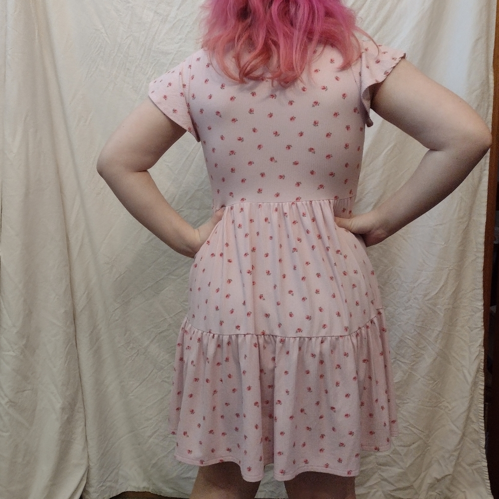 Size Large pink cottagecore dress flowers Women - Picture 7 of 9